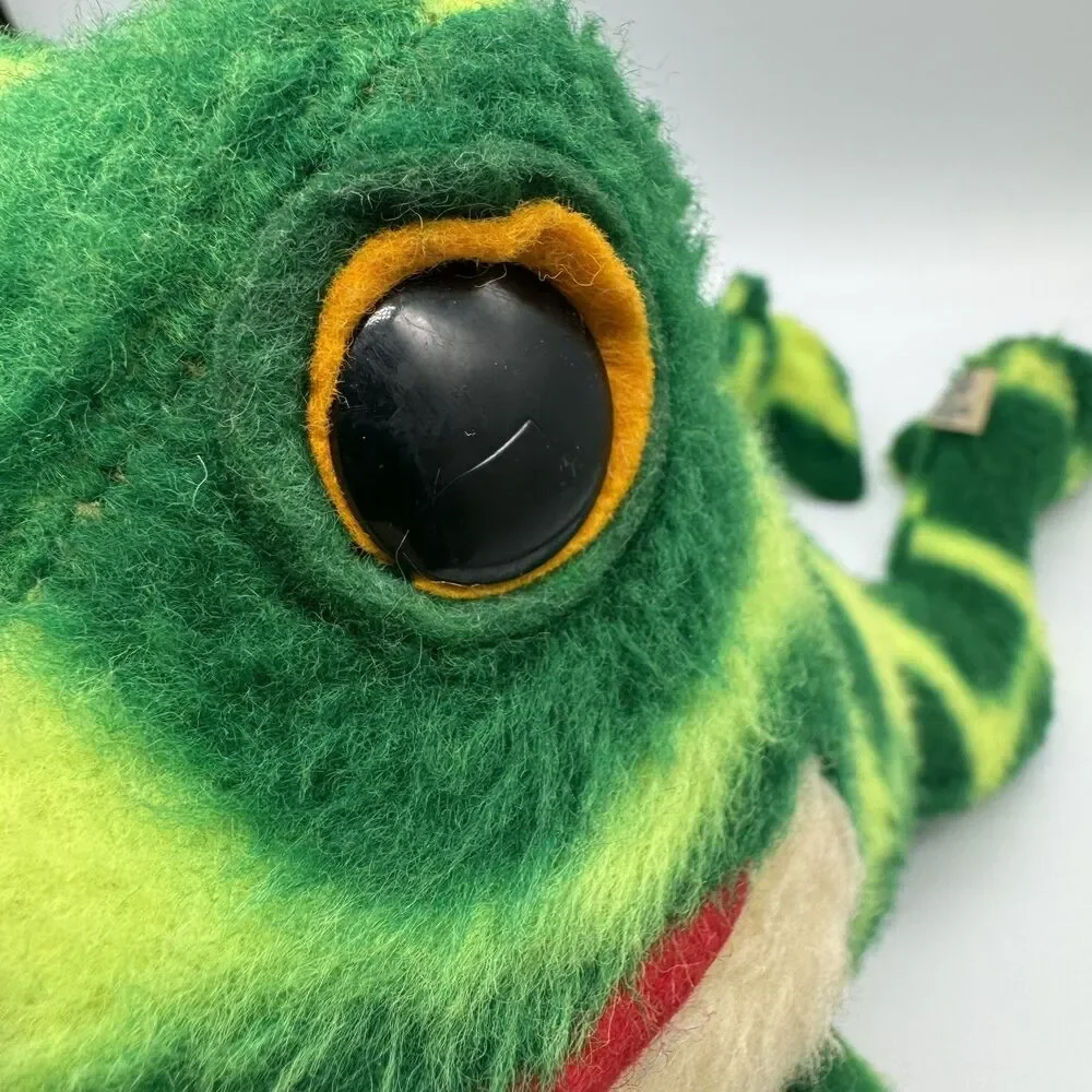 Vintage Rare Flippo Jr. No. 570 Animal Fair Long Plush Frog. USA